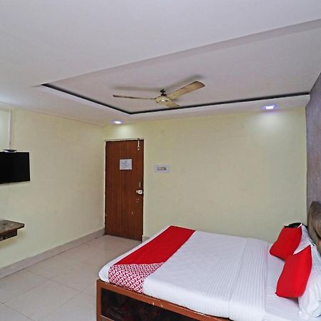 Hôtel Oyo 39838 Riverside à Bilāspur Extérieur photo